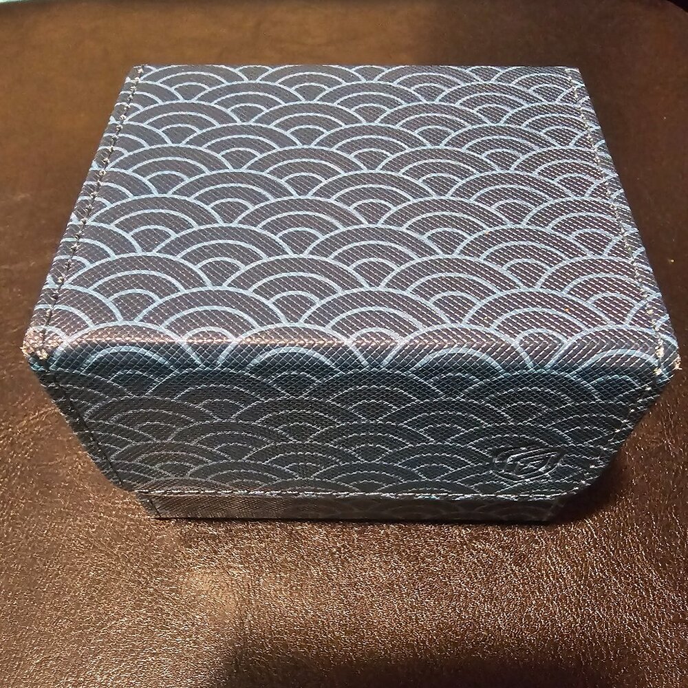 Ultimate Guard Sidewinder Deck Box